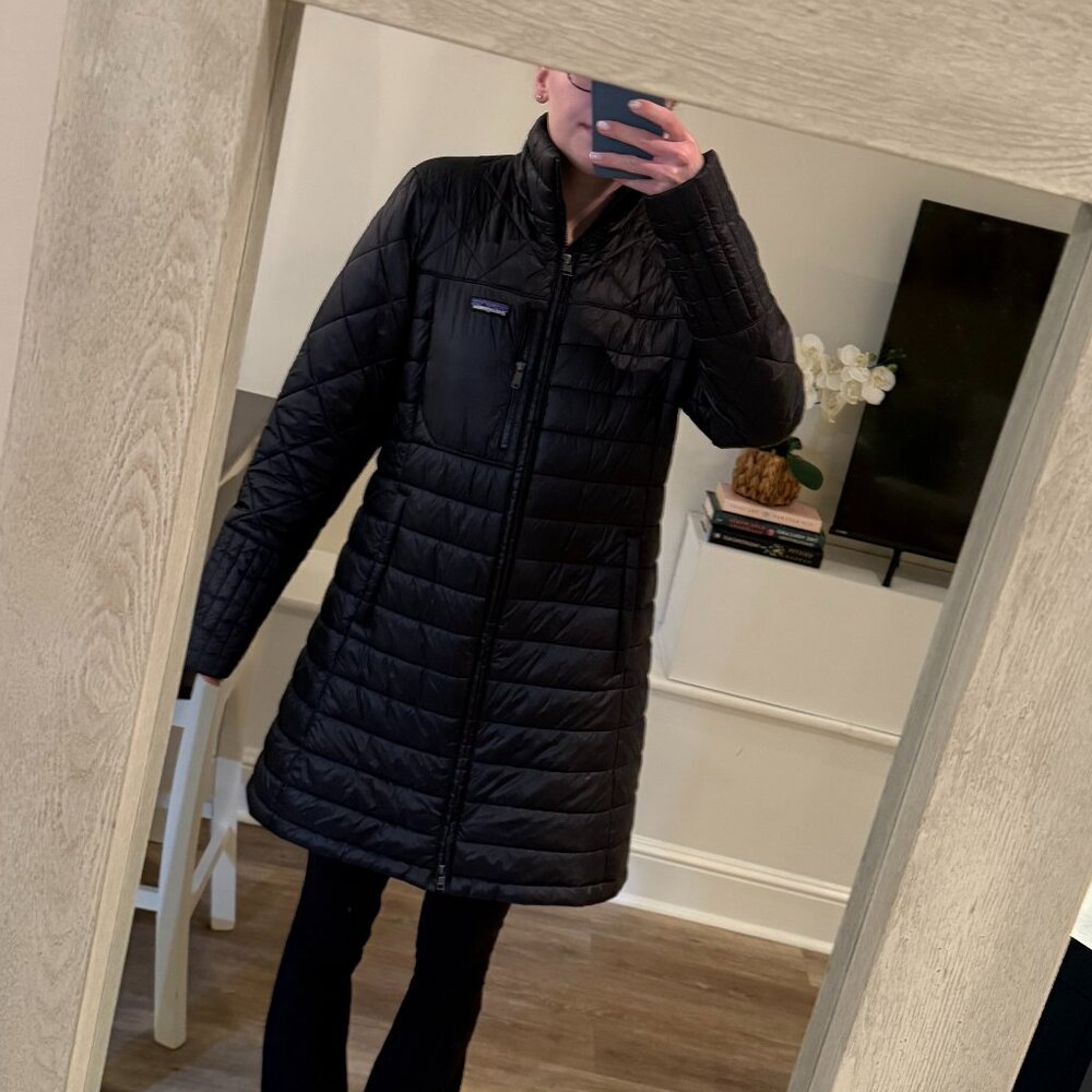 Black Patagonia Women's Nano Puff Parka (Large)